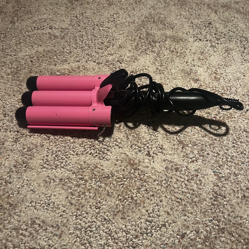 Amazon hair crimper!
